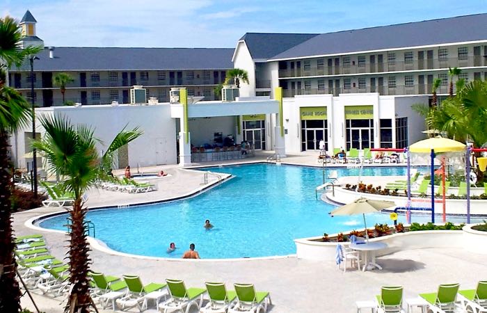 Good hotel pool for kids in Orlando.