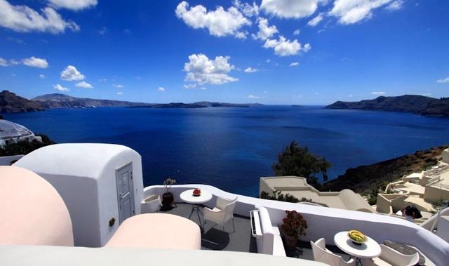 Best Santorini Villa: Onar Villas in Oia