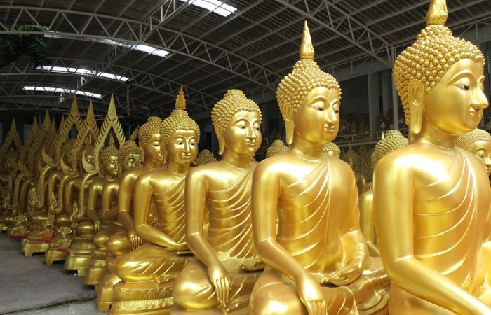 A Buddha factory on Bangkok's Bamrung Road
