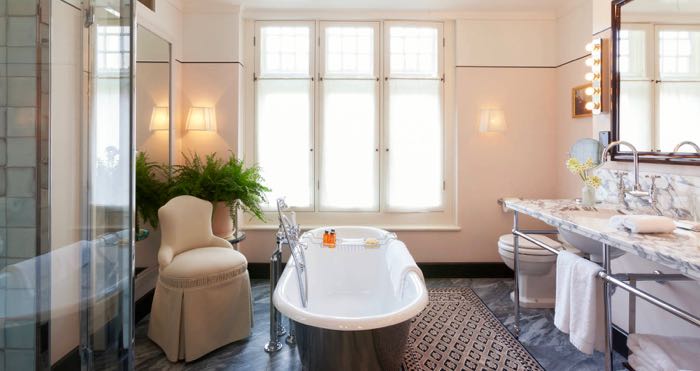 Luxury hotel in London with huge bathroom.