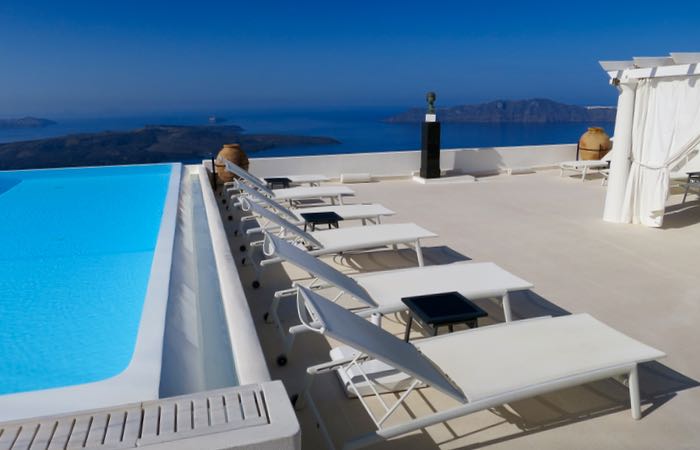 Best Boutique Hotels on Santorini: Tsitouras Collection in Firostefani