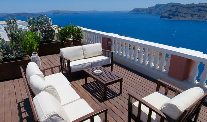 Large villa in Oia.