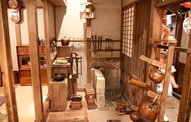 Tokyo's Shitamachi Museum shows what life was like in Old Japan.