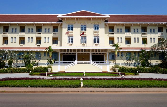 Raffles Grand Hotel d’Angkor is the best luxury hotel in Siem Reap, Cambodia.