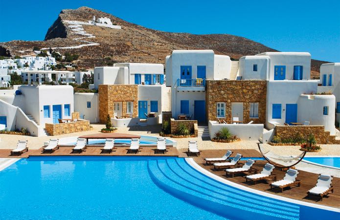 Best luxury resort in Folegandros near restaurants and bars.