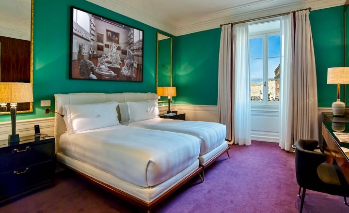 Best luxury hotel in Rome