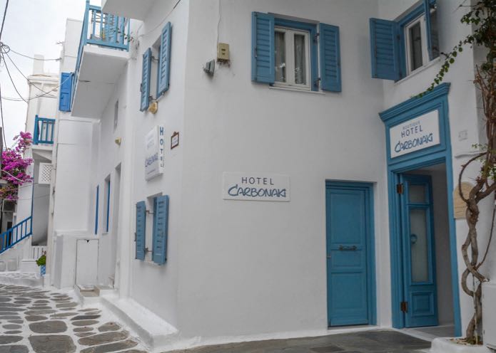 Cheap hotel in Mykonos Town.