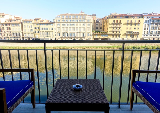 Florence family hotel on the Arno