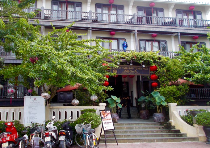 Hoi An riverfront boutique hotel