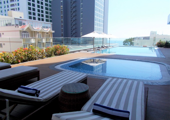 Best affordable luxury hotel Nha Trang