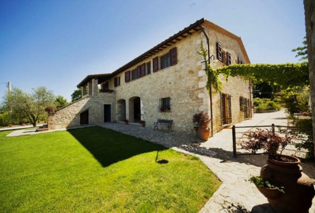 17 Best Agriturismo in Umbria - For Honeymoon & Family