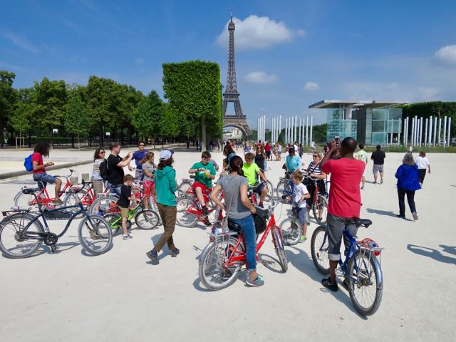 Best bike tours in Paris.