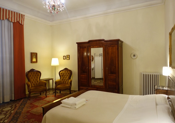 Budget hotel in central Florence