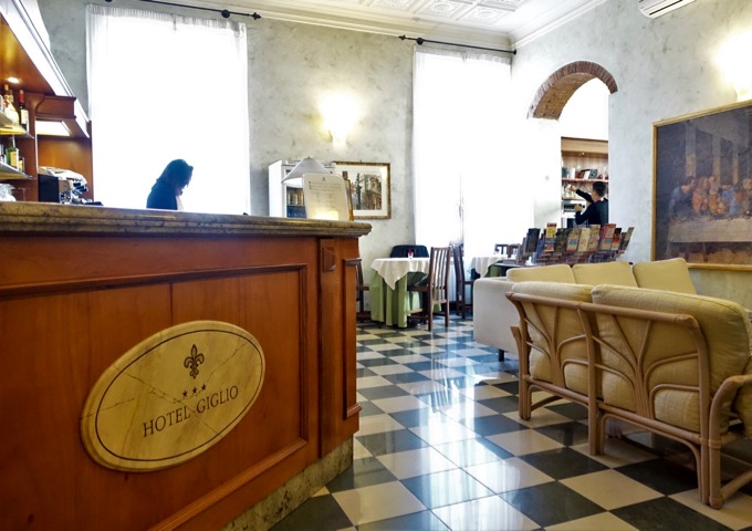 Great cheap hotel in Florence for families