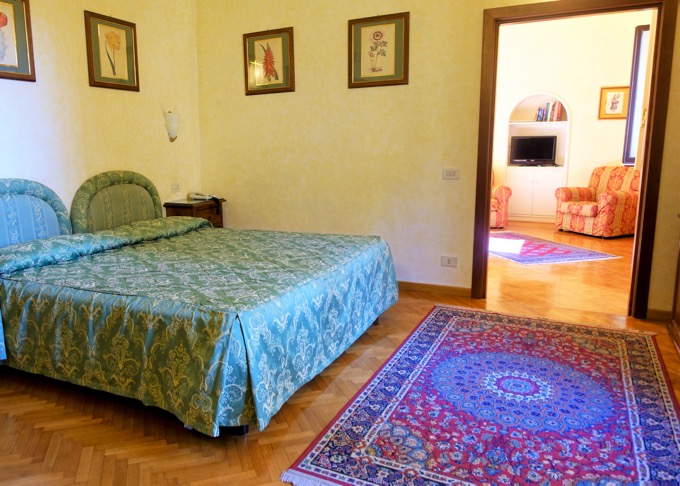 Best budget hotel in Florence