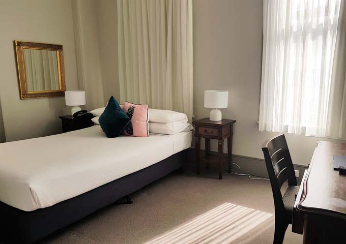 Budget Standard rooms at Hotel Bondi