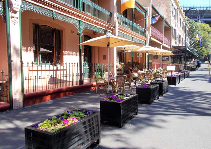 Cafes in historic Rocks area