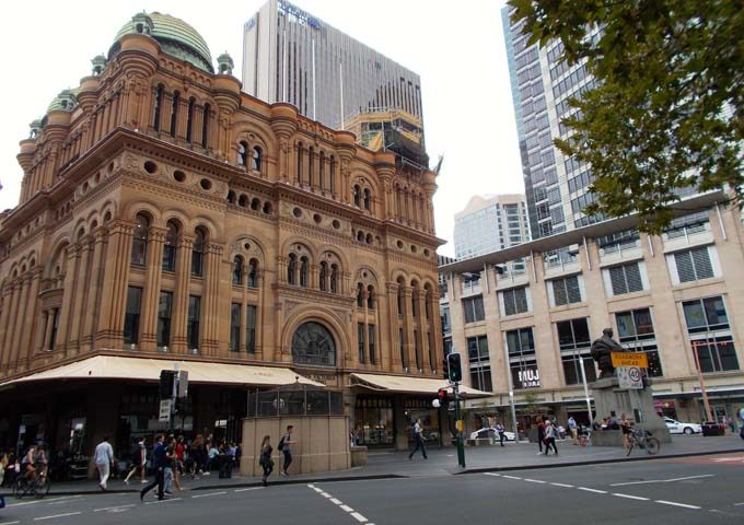 Classy boutiques of Queen Victoria Building