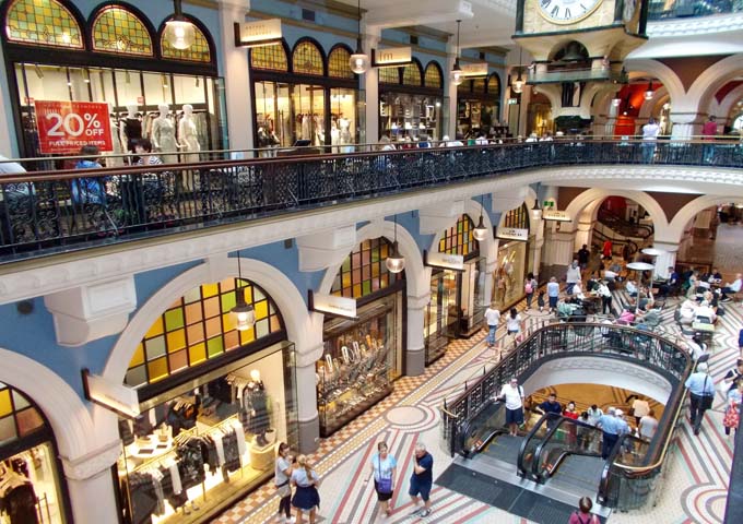 Shopping in Queen Victoria Building