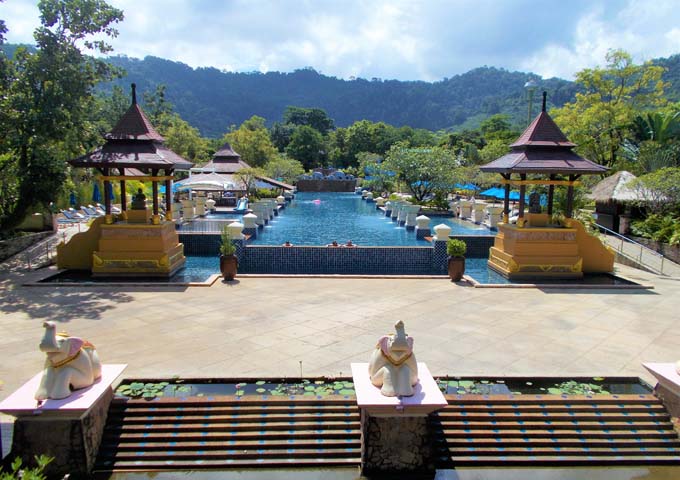 Large pool at Centara Seaview Resort in Khao Lak