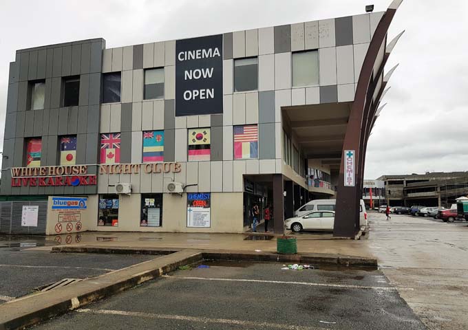 Nearby shopping centre features a cinema and nightclub.