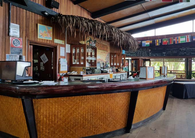 Onsite restaurant and bar look very traditional and pleasing.