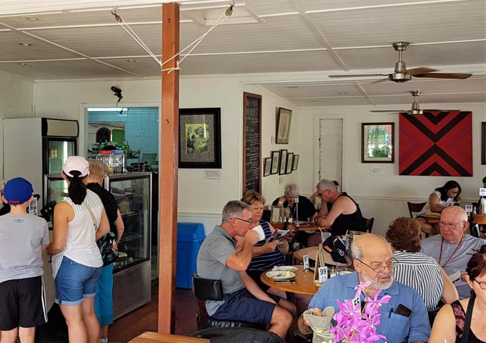 Friends Cafe is extremely popular in downtown.