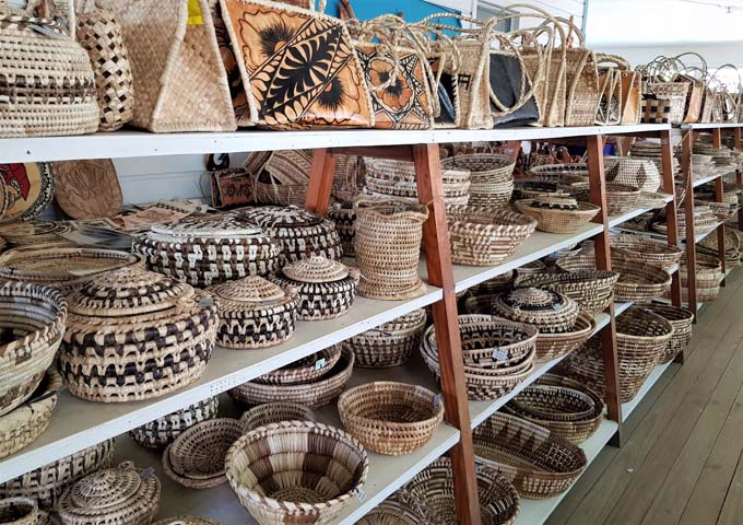 Langafonua Handicraft Centre offers good souvenir shopping options.