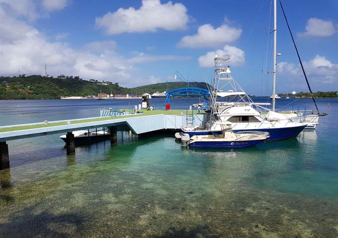 The lodge features a private jetty for yachts.