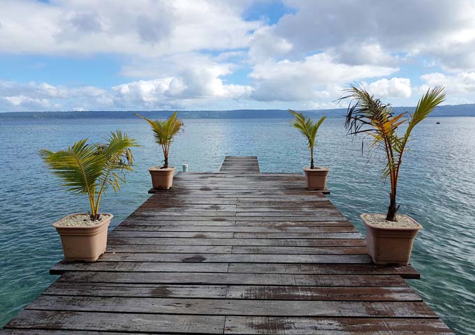 The resort is connected to Port Vila via water taxi also.