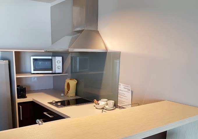 Rooms feature well-equipped kitchens.