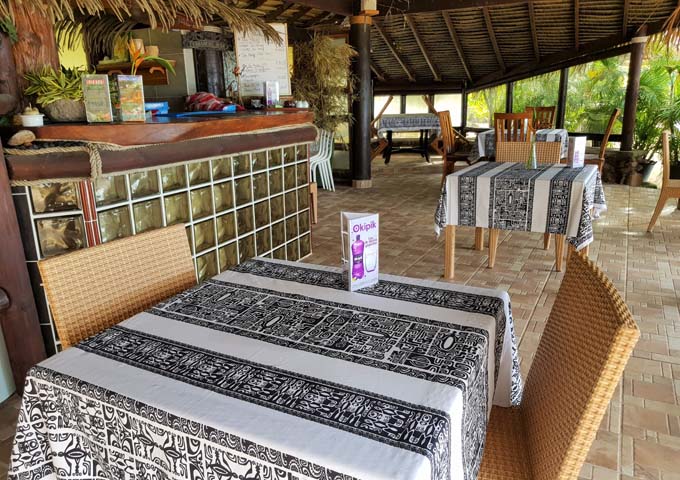 Taohere Beach House nearby offers good meals.