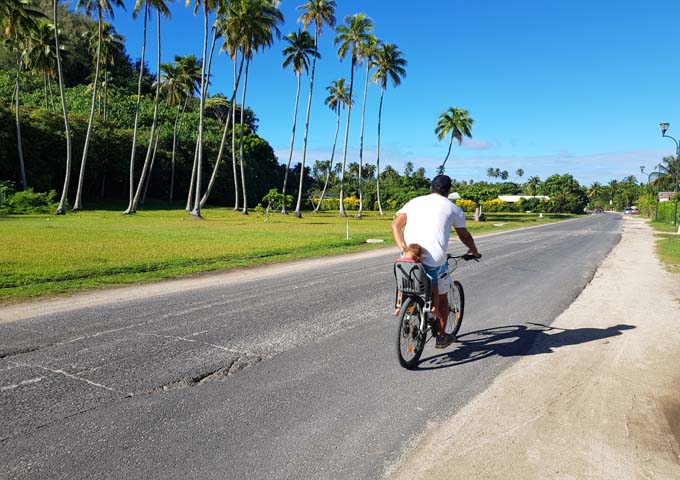 Exploring the west coast of Moorea Island by bicycle is fun.
