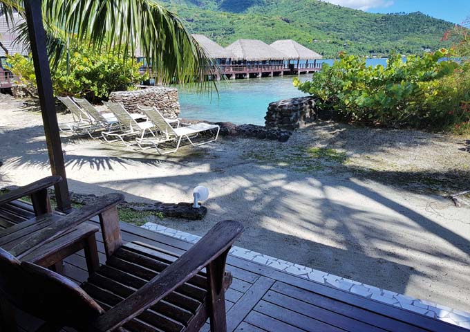 Beachfront Bungalows offer attractive views.