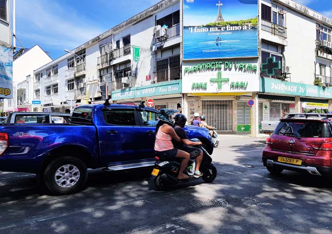 Downtown Pape’ete has heavy traffic.