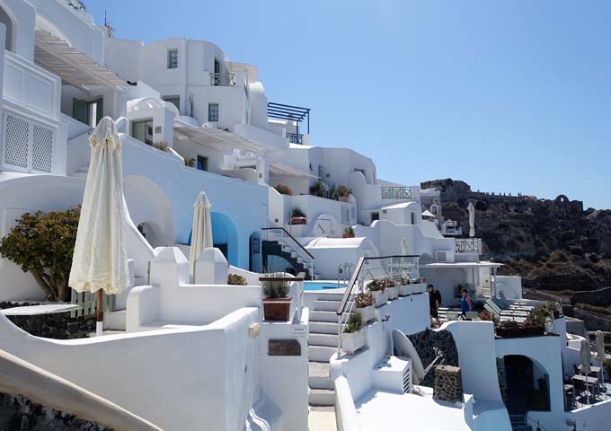 The Esperas Santorini hotel is on a cliff with al level accessible only by stairs.