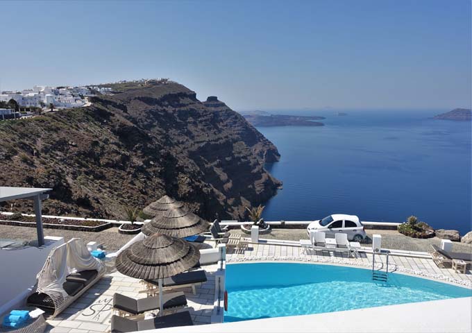 The infinity pool is heated in the cold months and offers fantastic caldera views.
