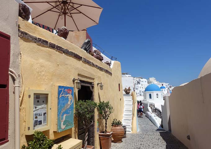 ZOE AEGEAS TRADITIONAL HOUSES in Santorini - Review with Photos & Hotel Map