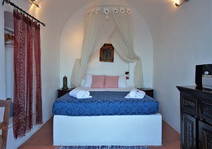 The Honeymoon Studio for 2 has a traditional cave-style design.