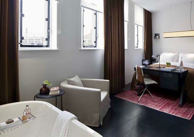 Sir Residence is spacious and comfortable for longer stays.