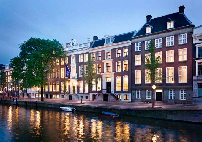 Review of Waldorf Astoria in Amsterdam.