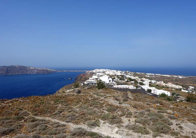 The villas offer views of the caldera, Oia and the Aegean Sea.
