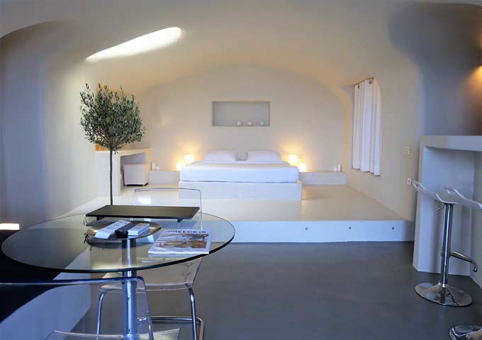 Cavehouse VII is an ideal romantic accommodation for couples.