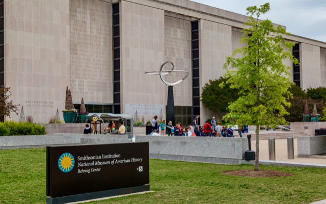 Visiting the Smithsonian Museum of American History with Kids