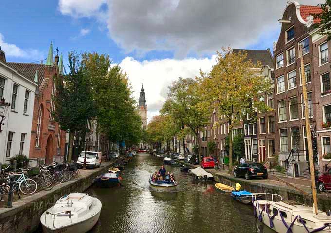One passes several canals on the way to the Stopera.