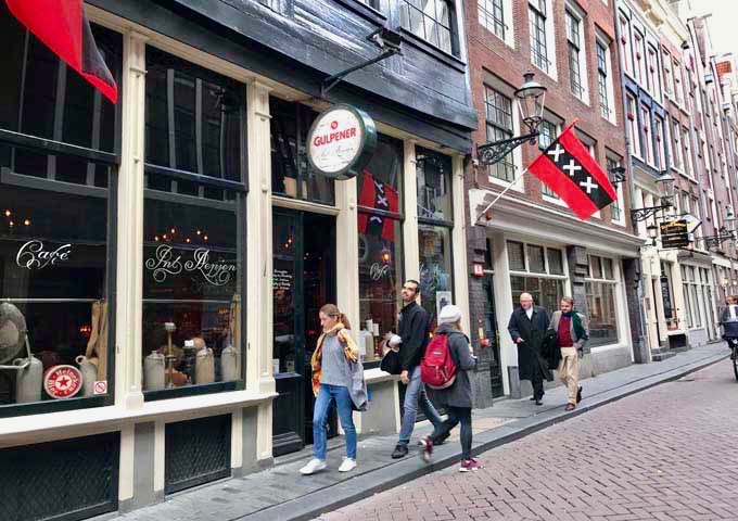 In ‘t Aepjen bar is located in one of Amsterdam's last few wooden buildings.