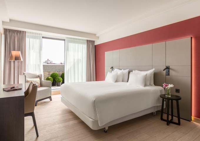 Only the Premium room with terrace on the top floor offers good views.
