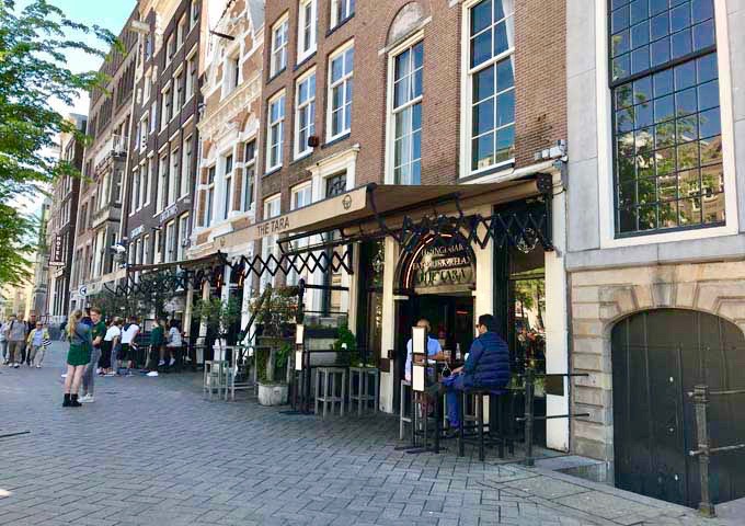 The Tara is a very popular Irish pub.