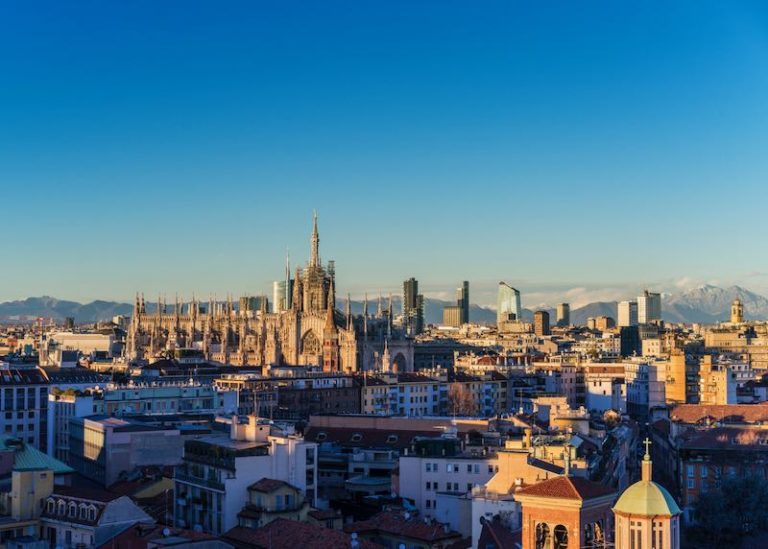 BEST TIME TO VISIT MILAN Good weather, shopping, & sightseeing