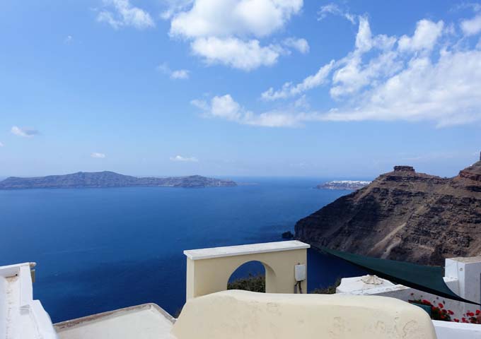 The Master Suite offers sweeping caldera views.